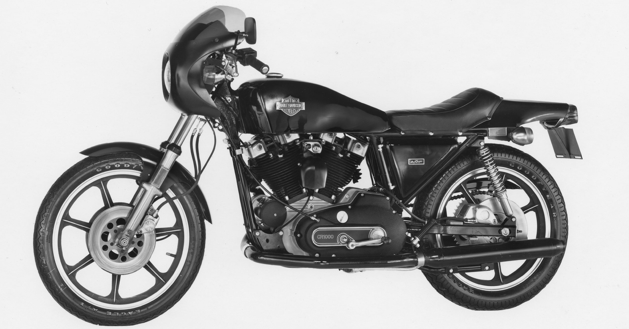 HD XLCR Cafe Racer LHS Photo.png